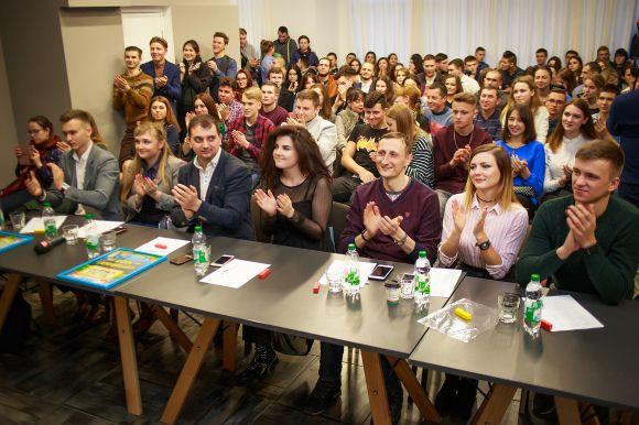 Новини Вінниці - фото з П’ять тисяч за ремейк: хто отримав перемогу на фесті «Шведінг»? П’ять тисяч за ремейк: хто отримав перемогу на фесті «Шведінг»?, фото №2 на сайті 20minut.ua