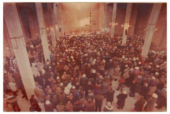 Як будували костел на Виставці. Фото двадцятирічної давнини, фото №10 на сайті vsim.ua