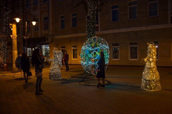 Новини Хмельницького - фото з На Проскурівській засвітилося великоднє містечко На Проскурівській засвітилося великоднє містечко, фото №1 на сайті vsim.ua