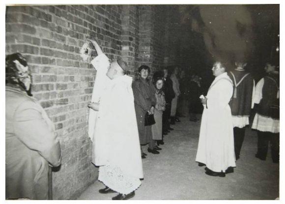 Як будували костел на Виставці. Фото двадцятирічної давнини, фото №9 на сайті vsim.ua