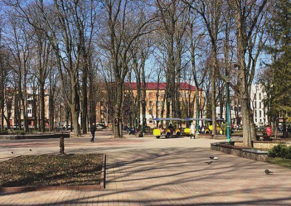 На що приречені дивитись хмельницькі статуї?, фото №7 на сайті vsim.ua