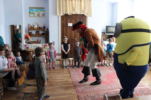 Новини Кам'янця-Подільського - фото з У Кам’янці відбулась благодійна акція для дітей У Кам’янці відбулась благодійна акція для дітей, фото №3 на сайті 20minut.ua
