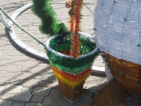 Новини Хмельницького - фото з Фото дня: на Проскурівській засвітять триметрове великоднє яйце Фото дня: на Проскурівській засвітять триметрове великоднє яйце, фото №4 на сайті vsim.ua