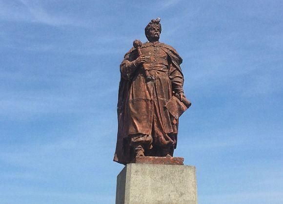 На що приречені дивитись хмельницькі статуї?, фото №10 на сайті vsim.ua
