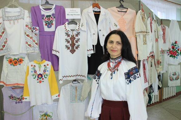 Новини Вінниці - фото з Розкупили всі «Кобзарі» Шевченка у книгарні на Вінниччині. Для чого? Розкупили всі «Кобзарі» Шевченка у книгарні на Вінниччині. Для чого?, фото №6 на сайті 20minut.ua