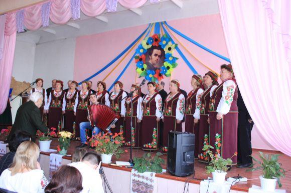 Новини Вінниці - фото з Розкупили всі «Кобзарі» Шевченка у книгарні на Вінниччині. Для чого? Розкупили всі «Кобзарі» Шевченка у книгарні на Вінниччині. Для чого?, фото №10 на сайті 20minut.ua