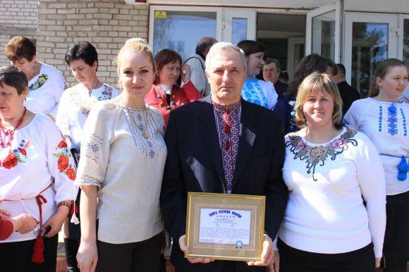 Новини Вінниці - фото з Розкупили всі «Кобзарі» Шевченка у книгарні на Вінниччині. Для чого? Розкупили всі «Кобзарі» Шевченка у книгарні на Вінниччині. Для чого?, фото №1 на сайті 20minut.ua