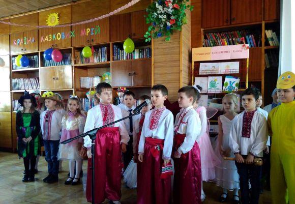 Новини Козятина - фото з Учні стають майстрами книжкових наук Учні стають майстрами книжкових наук, фото №1 на сайті 20minut.ua