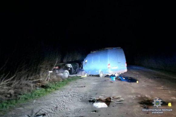 Лоб у лоб: на Вінниччині у ДТП постраждала сім'я з дитиною, фото №1 на сайті 20minut.ua