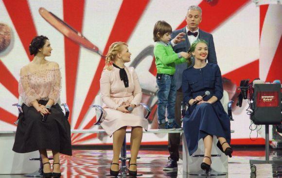 Новини Вінниці - фото з Стилістом групи Freedom-Jazz став 5-річний учасник «Крутіше всіх» (Прес-служба "Інтер") Стилістом групи Freedom-Jazz став 5-річний учасник «Крутіше всіх» (Прес-служба "Інтер"), фото №1 на сайті 20minut.ua