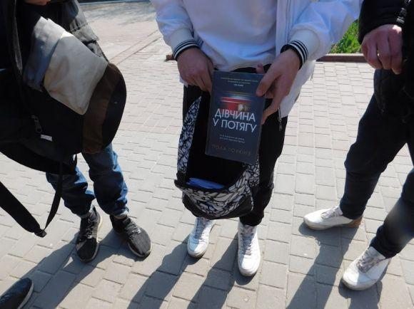 Новини Хмельницького - фото з Що носять у рюкзаках хмельницькі студенти (ОПИТУВАННЯ) Що носять у рюкзаках хмельницькі студенти (ОПИТУВАННЯ), фото №2 на сайті vsim.ua