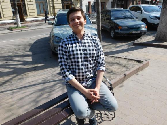 Новини Хмельницького - фото з Весна у місті. Що одягають хмельничани (ФОТО) G:\DCIM\100NIKON\DSCN7950.JPG