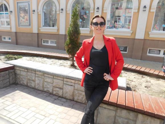 Новини Хмельницького - фото з Весна у місті. Що одягають хмельничани (ФОТО) C:\Users\Користувач\Desktop\Новая папка\DSCN7869.JPG