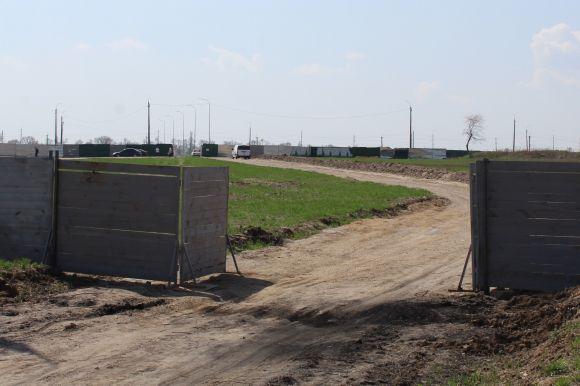 Новини Вінниці - фото з Без протестів і натовпу: перші проводи на новому цвинтарі у Сабарові Без протестів і натовпу: перші проводи на новому цвинтарі у Сабарові, фото №2 на сайті 20minut.ua