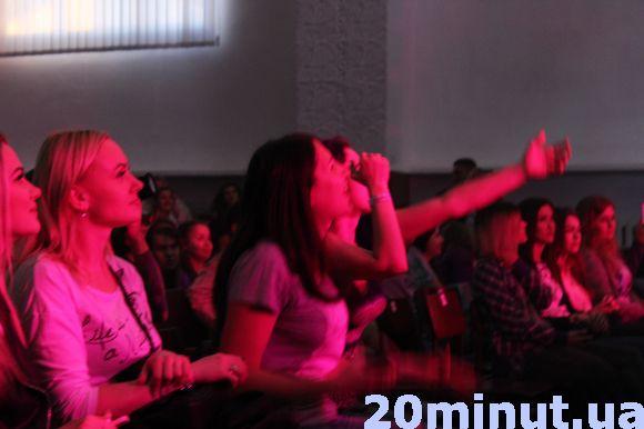 Новини Кам'янця-Подільського - фото з Як Кам’янець відривався під «Бумбокс» (ФОТО) Як Кам’янець відривався під «Бумбокс» (ФОТО), фото №4 на сайті 20minut.ua