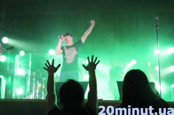 Новини Кам'янця-Подільського - фото з Як Кам’янець відривався під «Бумбокс» (ФОТО) Як Кам’янець відривався під «Бумбокс» (ФОТО), фото №7 на сайті 20minut.ua