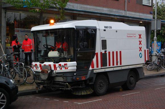 Новини Вінниці - фото з Чи запровадять у Вінниці вологе прибирання вулиць? Триває голосування Чи запровадять у Вінниці вологе прибирання вулиць? Триває голосування, фото №1 на сайті 20minut.ua