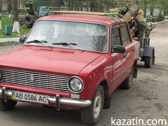 Новини Козятина - фото з Нищівно вирізали парк залізничників (оновлено) Нищівно вирізали парк залізничників (оновлено), фото №3 на сайті 20minut.ua