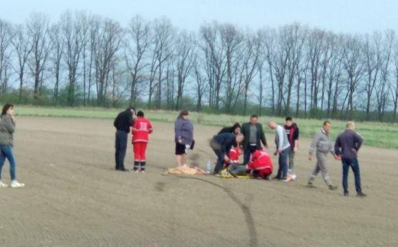 За «Гостевією» авто злетіло з дороги і кілька разів перекинулося. Що з водієм?, фото №4 на сайті 20minut.ua