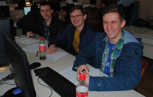 Новини Вінниці - фото з «Битва мізків» відбудеться у Вінниці. На трьох учасників дають один комп’ютер «Битва мізків» відбудеться у Вінниці. На трьох учасників дають один комп’ютер, фото №4 на сайті 20minut.ua