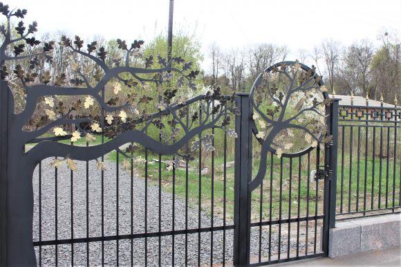 Новини Вінниці - фото з На огорожу для парку Горького дають майже шість мільйонів гривень На огорожу для парку Горького дають майже шість мільйонів гривень, фото №2 на сайті 20minut.ua