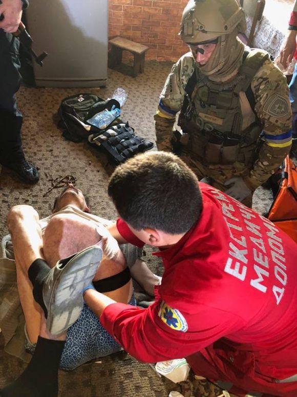 Новини Вінниці - фото з Перестрілка та заручниця. Чому у віддалене село прилетіли КОРДівці з автоматами? ОНОВЛЕНО Перестрілка та заручниця. Чому у віддалене село прилетіли КОРДівці з автоматами? ОНОВЛЕНО, фото №12 на сайті 20minut.ua