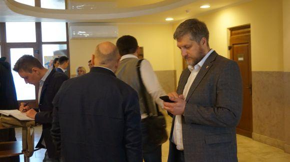 У суді слухають справу Олександра Башти, який побив поліцейську (оновлено), фото №5 на сайті 20minut.ua