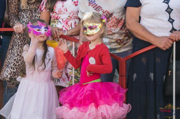 Новини Вінниці - фото з 1000 діток стануть героями спеціальної програми на OPERAFEST TULCHYN. Взяти участь у вікторині Лариси Білозір запрошують усіх! 1000 діток стануть героями спеціальної програми на OPERAFEST TULCHYN. Взяти участь у вікторині Лариси Білозір запрошують усіх!, фото №8 на сайті 20minut.ua