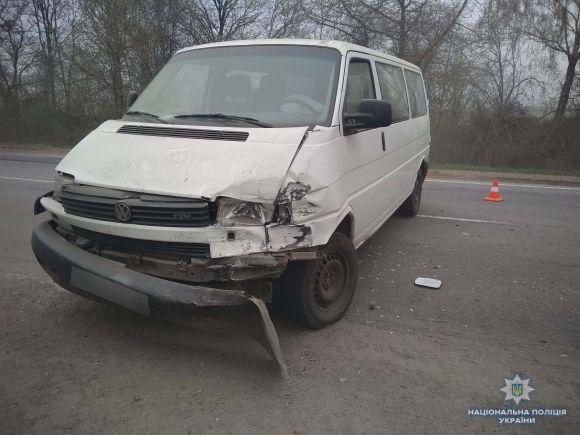 Погоня на вінницькій трасі: копа поранили та 100 метрів протягнули на даху авто, фото №3 на сайті 20minut.ua