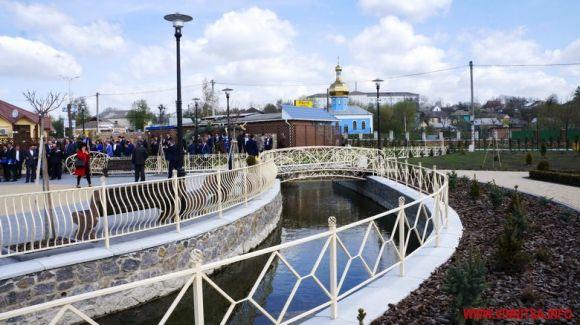 Новини Козятина - фото з Люди просять показати Пузирю, як потрібно працювати Люди просять показати Пузирю, як потрібно працювати, фото №14 на сайті 20minut.ua