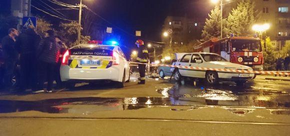 Новини Вінниці - фото з Потрійна ДТП у Вінниці: водія «Hyundai» з салону діставали рятувальники Потрійна ДТП у Вінниці: водія «Hyundai» з салону діставали рятувальники, фото №10 на сайті 20minut.ua