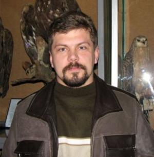 Новини Хмельницького - фото з “Верещить так, що діти лякаються”: кого насправді лякає “Коршун” у сквері Шевченка “Верещить так, що діти лякаються”: кого насправді лякає “Коршун” у сквері Шевченка, фото №6 на сайті vsim.ua