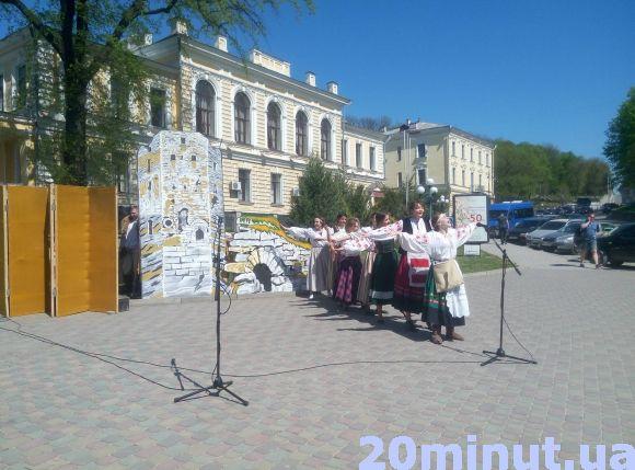 Новини Кам'янця-Подільського - фото з У Кам’янці відкрили магічний турсезон-2018 (ФОТО) У Кам’янці відкрили магічний турсезон-2018 (ФОТО), фото №1 на сайті 20minut.ua