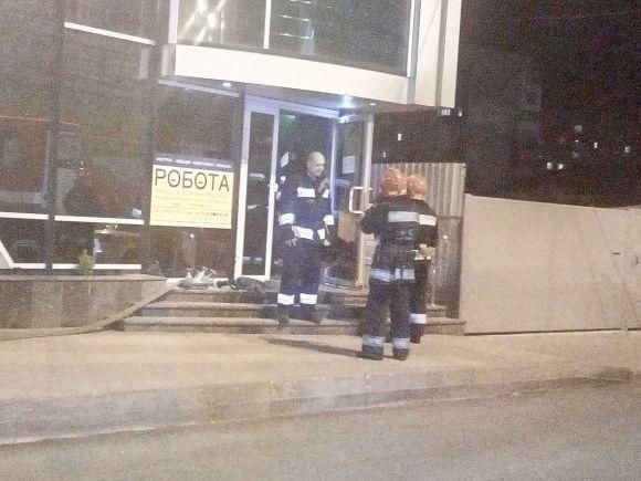 Новини Вінниці - фото з Чотири пожежні екіпажі гасили загоряння в ТЦ  біля Урожаю Чотири пожежні екіпажі гасили загоряння в ТЦ  біля Урожаю, фото №2 на сайті 20minut.ua