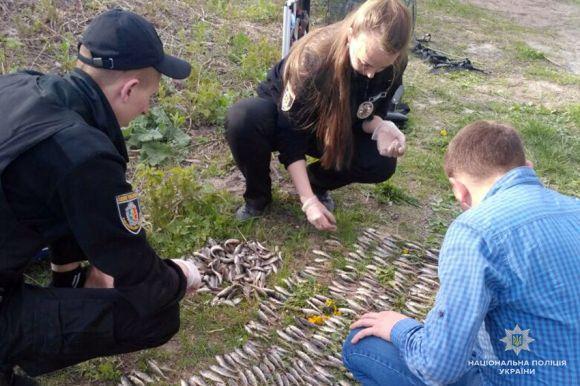 Новини Хмельницького - фото з "Зловив риби на 9 тисяч гривень": у Гречанах упіймали рибалку-браконьєра "Зловив риби на 9 тисяч гривень": у Гречанах упіймали рибалку-браконьєра, фото №1 на сайті vsim.ua