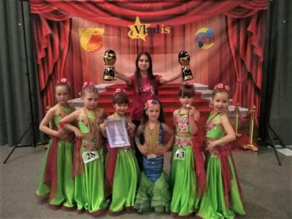 Новини Вінниці - фото з Вінничани привезли 90 перемог з фестивалю східного танцю Вінничани привезли 90 перемог з фестивалю східного танцю, фото №3 на сайті 20minut.ua