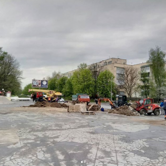 ФОТО ДНЯ: реконструкція проспекту Космонавтів триває, фото №1 на сайті 20minut.ua