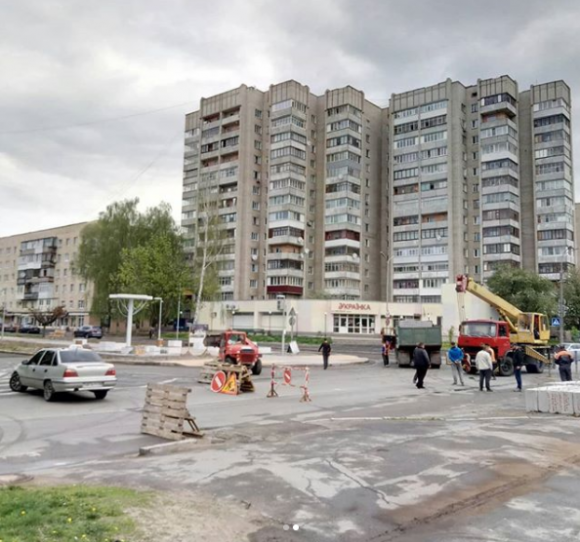 ФОТО ДНЯ: реконструкція проспекту Космонавтів триває, фото №2 на сайті 20minut.ua
