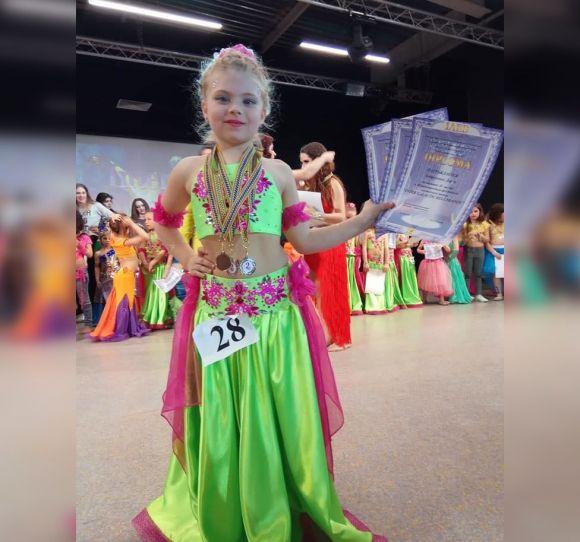 Новини Вінниці - фото з Вінничани привезли 90 перемог з фестивалю східного танцю Вінничани привезли 90 перемог з фестивалю східного танцю, фото №5 на сайті 20minut.ua