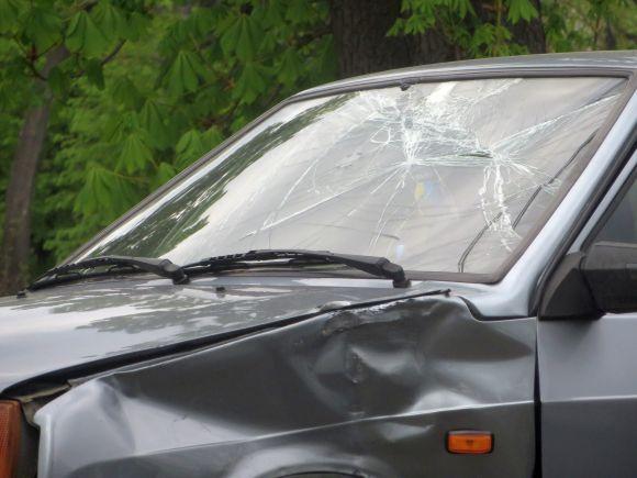 Мотоцикліст опинився в лікарні після ДТП на Прибузькій. За кермом “ВАЗу” була поліцейська, фото №3 на сайті vsim.ua