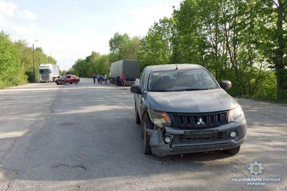 Поблизу Кам'янця зіткнулися дві іномарки. Є постраждалі, фото №1 на сайті vsim.ua