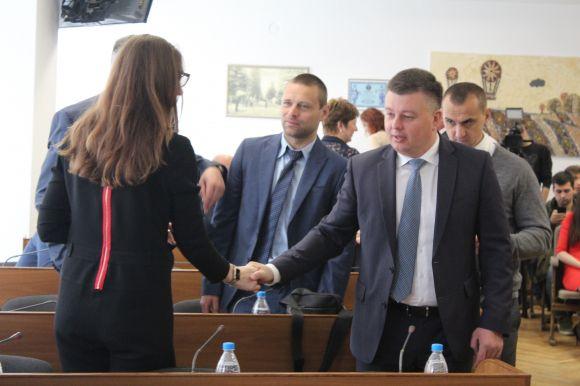 Новини Вінниці - фото з Нове житло, «міський» Нацбанк та економія для шкіл. Огляд рішень сесії міськради Нове житло, «міський» Нацбанк та економія для шкіл. Огляд рішень сесії міськради, фото №9 на сайті 20minut.ua