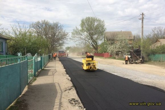 У двох селах Жмеринського району за 4 мільйона відремонтують дороги на сайті 20minut.ua У двох селах Жмеринського району за 4 мільйона відремонтують дороги, фото №1 на сайті 20minut.ua
