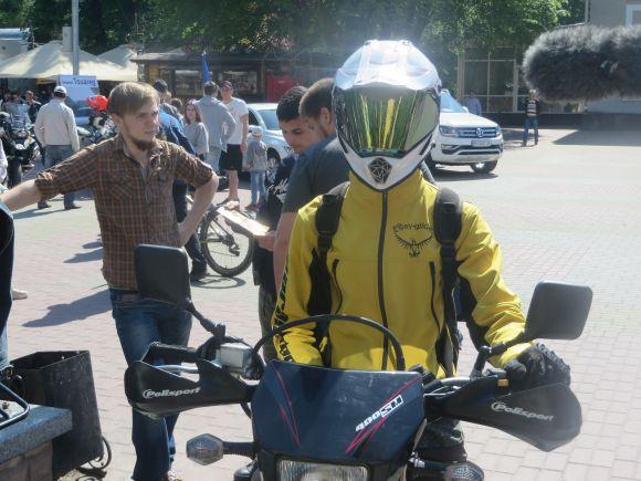 Новини Хмельницького - фото з Під рев "залізних коней": у Хмельницькому байкери відкрили мотосезон (ФОТО) Під рев "залізних коней": у Хмельницькому байкери відкрили мотосезон (ФОТО), фото №9 на сайті vsim.ua