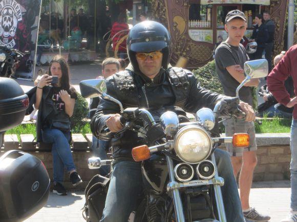 Новини Хмельницького - фото з Під рев "залізних коней": у Хмельницькому байкери відкрили мотосезон (ФОТО) Під рев "залізних коней": у Хмельницькому байкери відкрили мотосезон (ФОТО), фото №14 на сайті vsim.ua