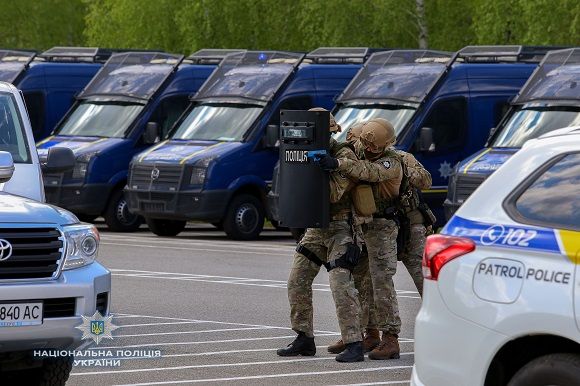 Новини Вінниці - фото з На Вінниччині запрацював спецпідрозділ КОРД. Бійців озброять німецькою зброєю На Вінниччині запрацював спецпідрозділ КОРД. Бійців озброять німецькою зброєю, фото №3 на сайті 20minut.ua