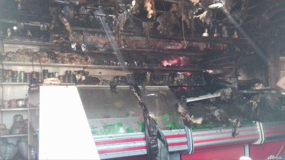 Новини Вінниці - фото з У Сутисках горів магазин. Займання гасили двома пожежними машинами У Сутисках горів магазин. Займання гасили двома пожежними машинами, фото №2 на сайті 20minut.ua