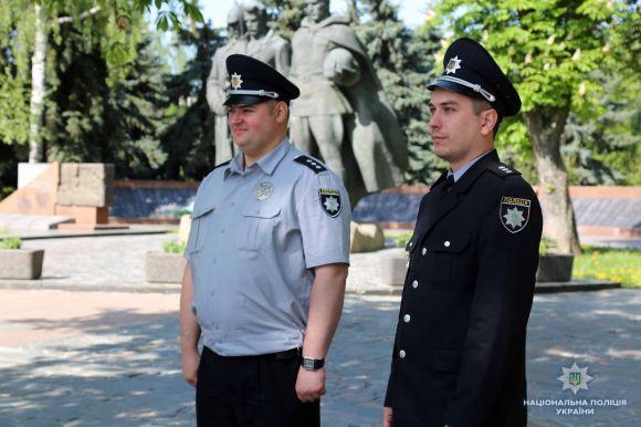 Новини Вінниці - фото з Першотравень у Вінниці: заворушень ще не було. Поліція звертається до людей Першотравень у Вінниці: заворушень ще не було. Поліція звертається до людей, фото №1 на сайті 20minut.ua
