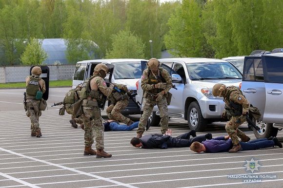 Новини Вінниці - фото з На Вінниччині запрацював спецпідрозділ КОРД. Бійців озброять німецькою зброєю На Вінниччині запрацював спецпідрозділ КОРД. Бійців озброять німецькою зброєю, фото №4 на сайті 20minut.ua
