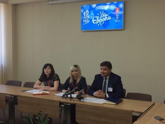 Прес-конференція з організаторами Дня Європи у Вінниці
